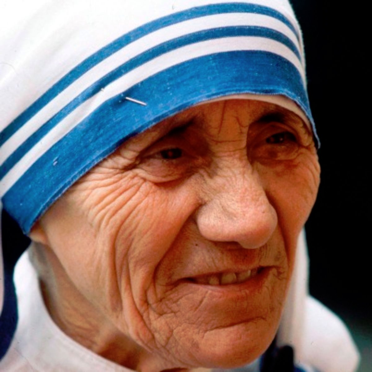 Mother Teresa Of Calcutta An Icon Of Mercy Kandle