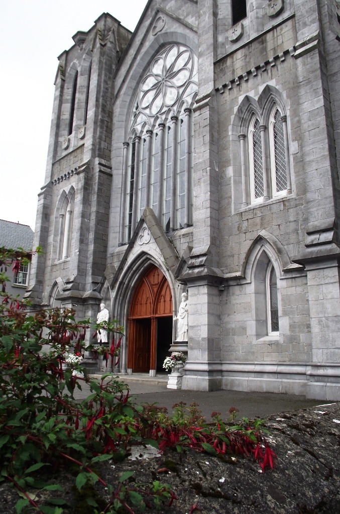 With a stay at Central Hotel Tullamore in Tullamore, youll be a 3-minute walk from Lloyd Town Park and utes by foot from Tullamore Dew Heritage. Cheap 3 Star Hotels in Monasterevin - CheapTickets